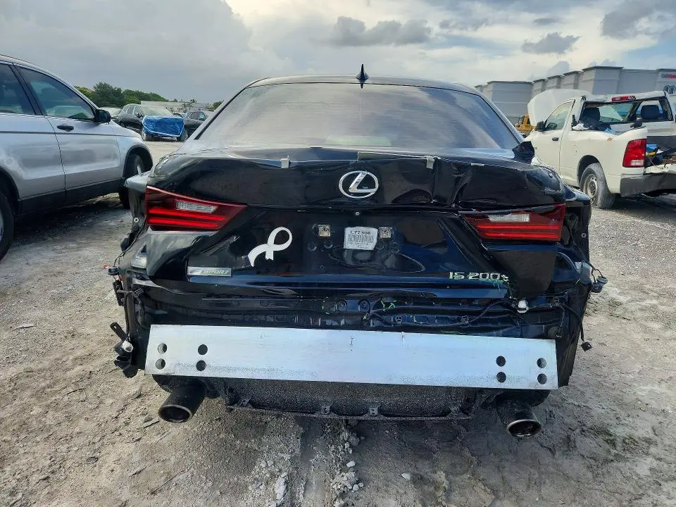 2016 LEXUS IS 200T  