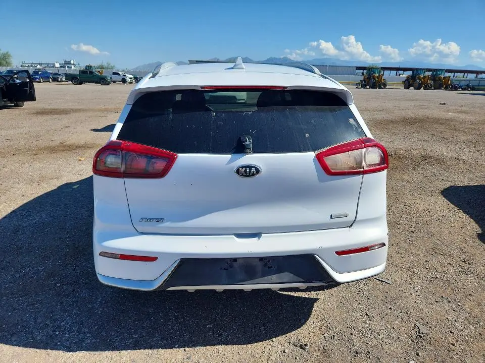2019 KIA NIRO LX  