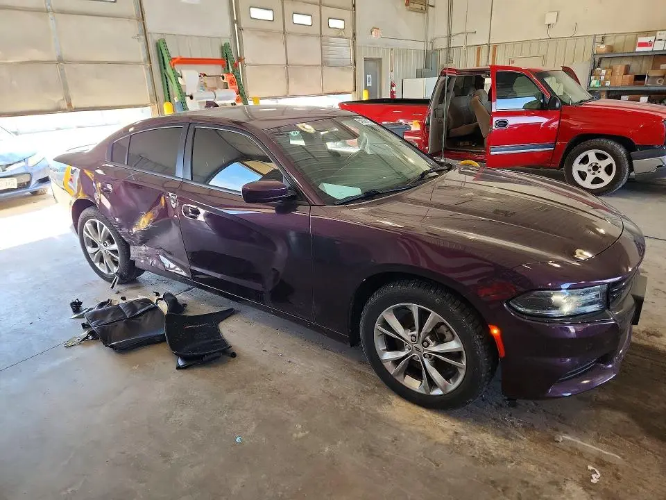 2021 DODGE CHARGER SXT  