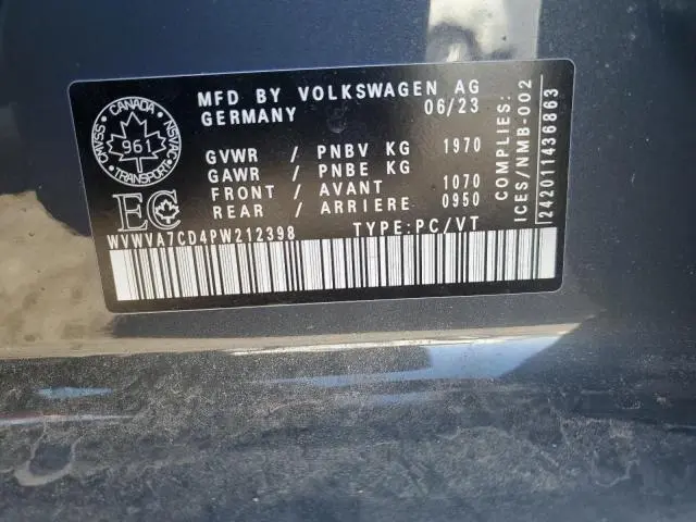 2023 VOLKSWAGEN GTI AUTOBAHN  