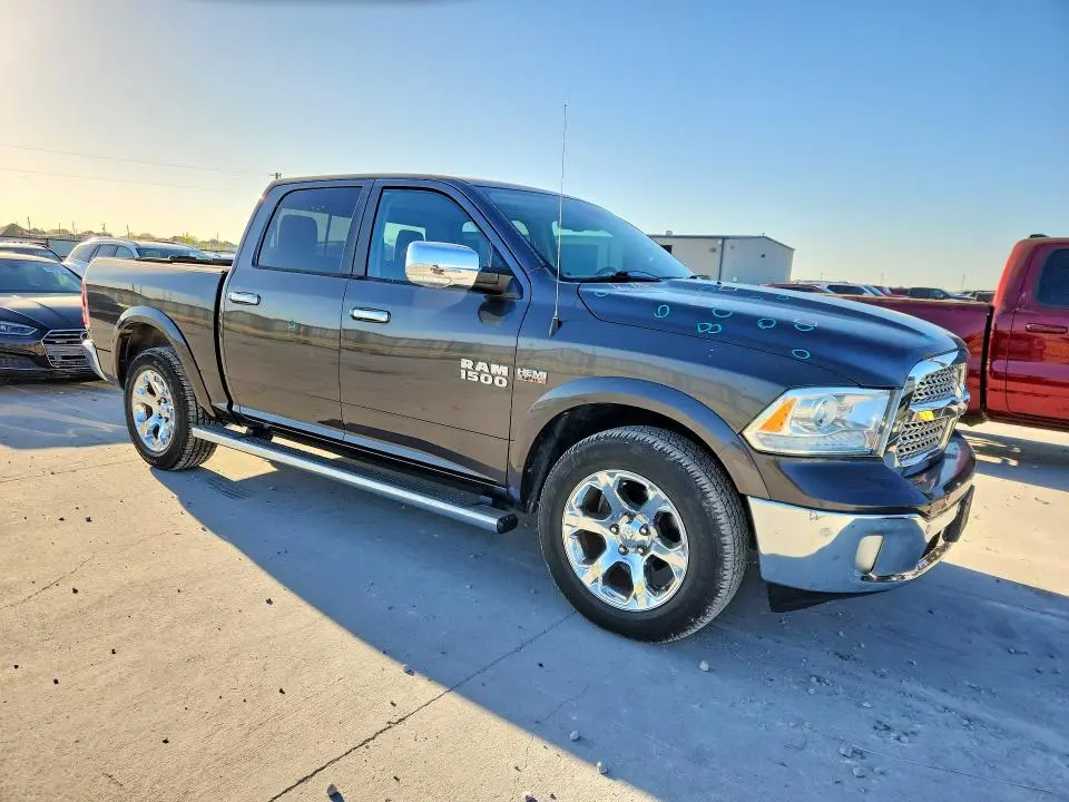 2015 RAM 1500 LARAMIE  