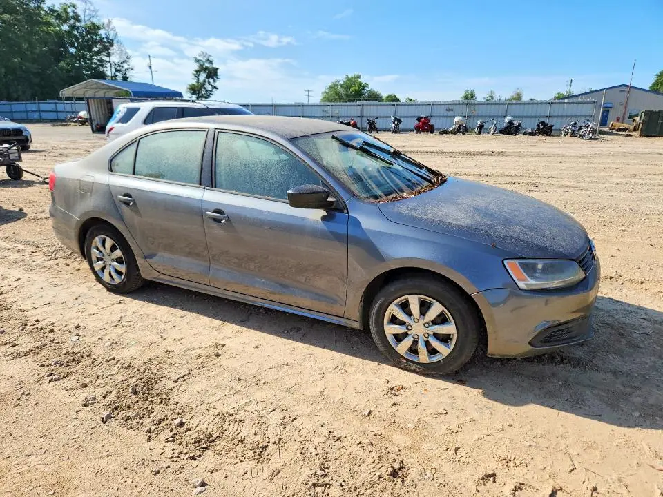 2014 VOLKSWAGEN JETTA BASE  
