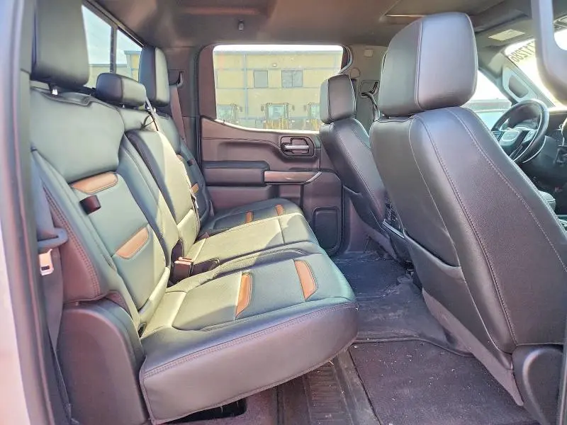 2021 GMC SIERRA K1500 AT4  