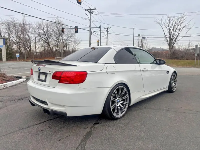 2010 BMW M3   