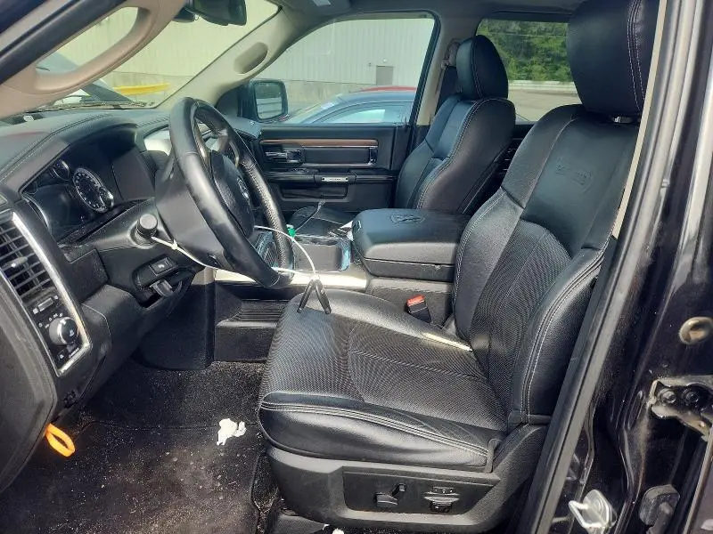 2018 RAM 1500 LARAMIE  