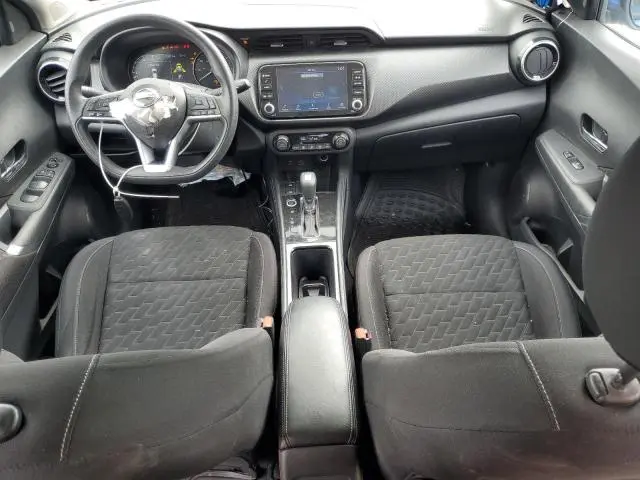 2021 NISSAN KICKS SV  