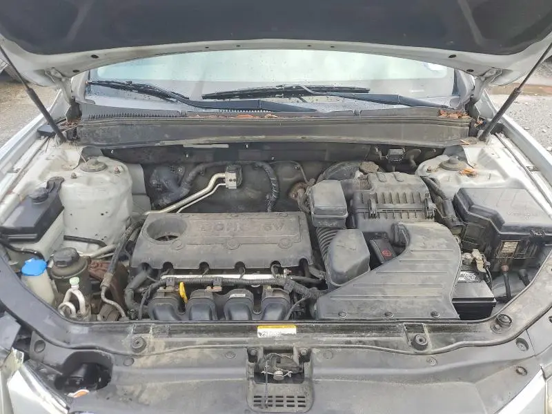 2011 HYUNDAI SANTA FE GLS  