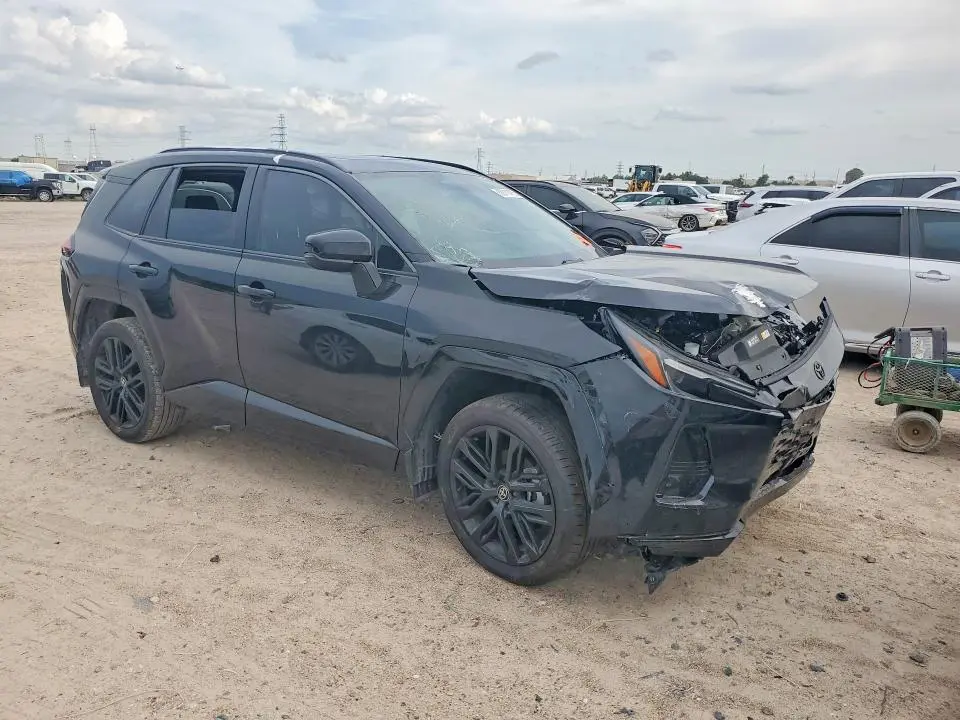 2026 TOYOTA RAV4 LE LE  