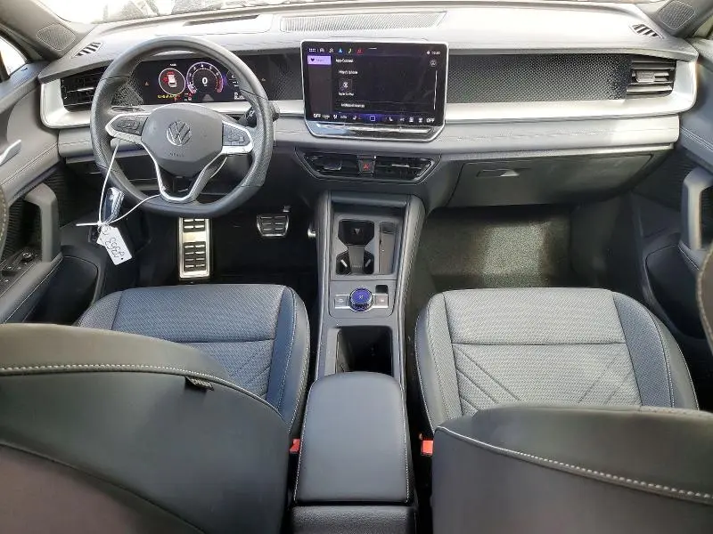 2025 VOLKSWAGEN TIGUAN SE R-LINE BLACK  