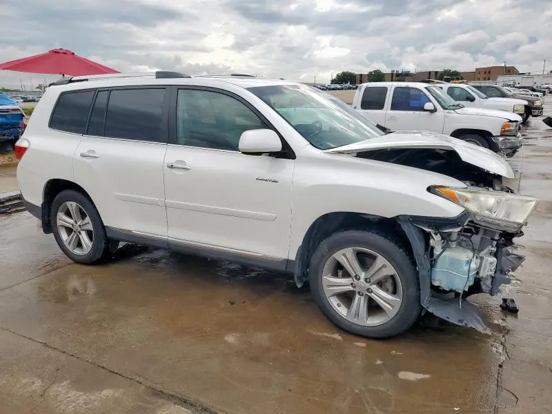 2011 TOYOTA HIGHLANDER LIMITED  