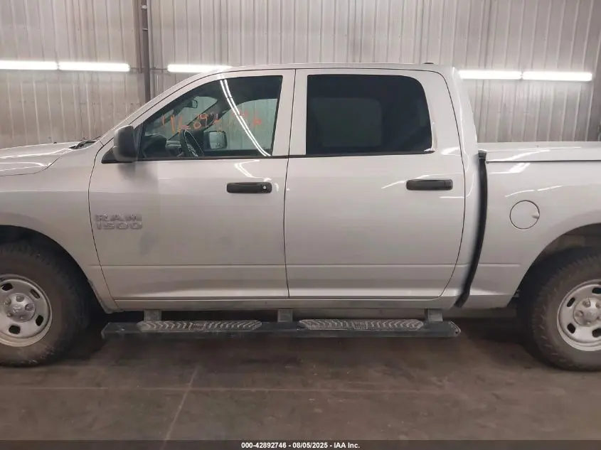 2017 RAM 1500 TRADESMAN  4X4 5'7 BOX