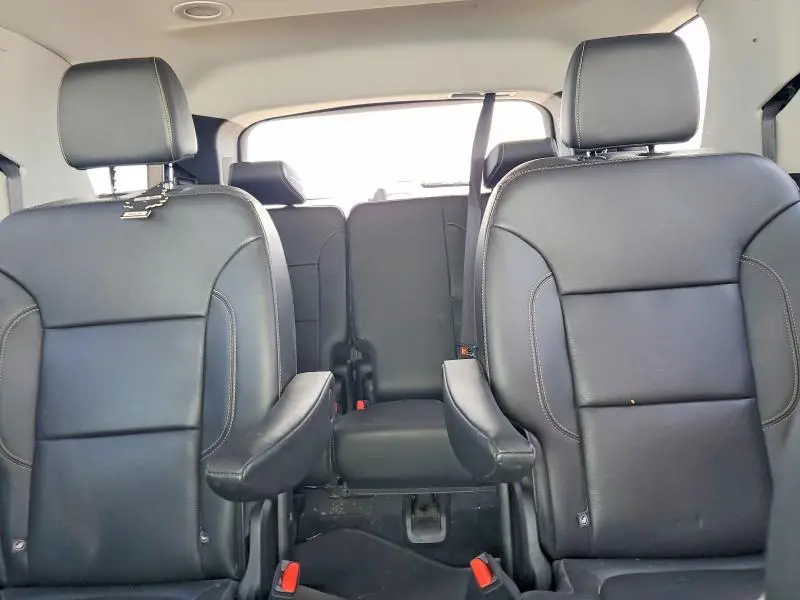 2019 CHEVROLET TRAVERSE LT  