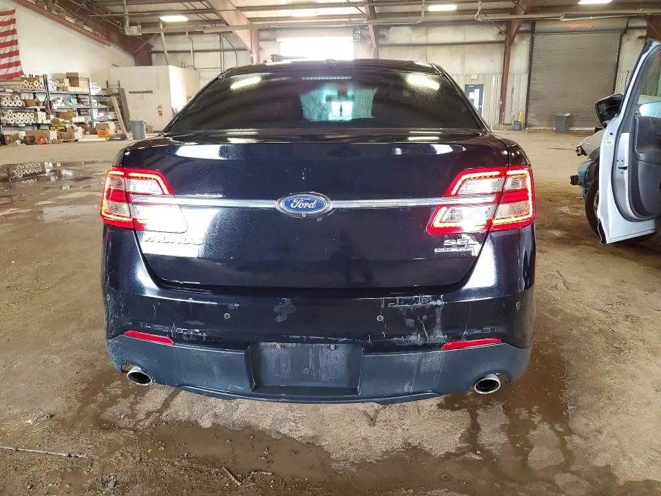 2017 FORD TAURUS SEL  