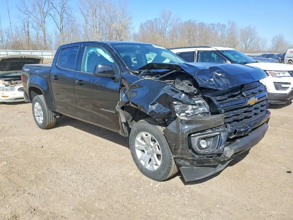 2022 CHEVROLET COLORADO LT  