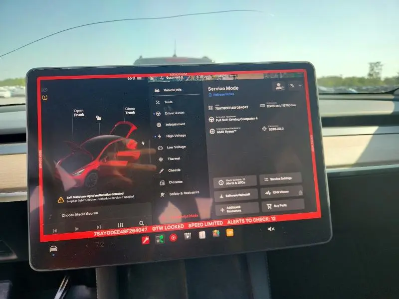 2025 TESLA MODEL Y   