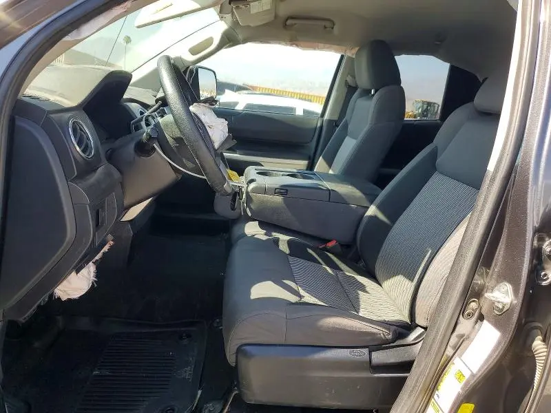 2017 TOYOTA TUNDRA SR5  
