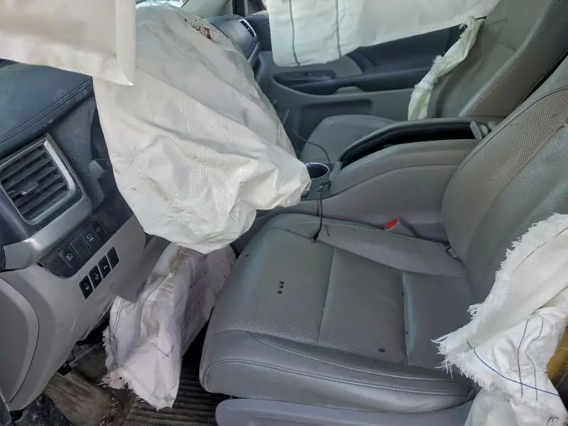 2018 TOYOTA HIGHLANDER HYBRID LIMITED  