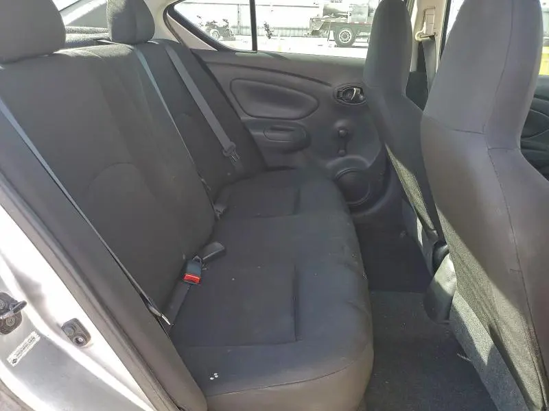 2015 NISSAN VERSA S  