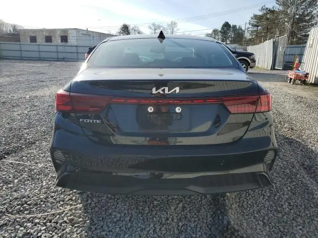 2024 KIA FORTE LX  