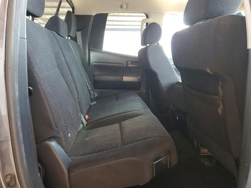 2010 TOYOTA TUNDRA DOUBLE CAB SR5  