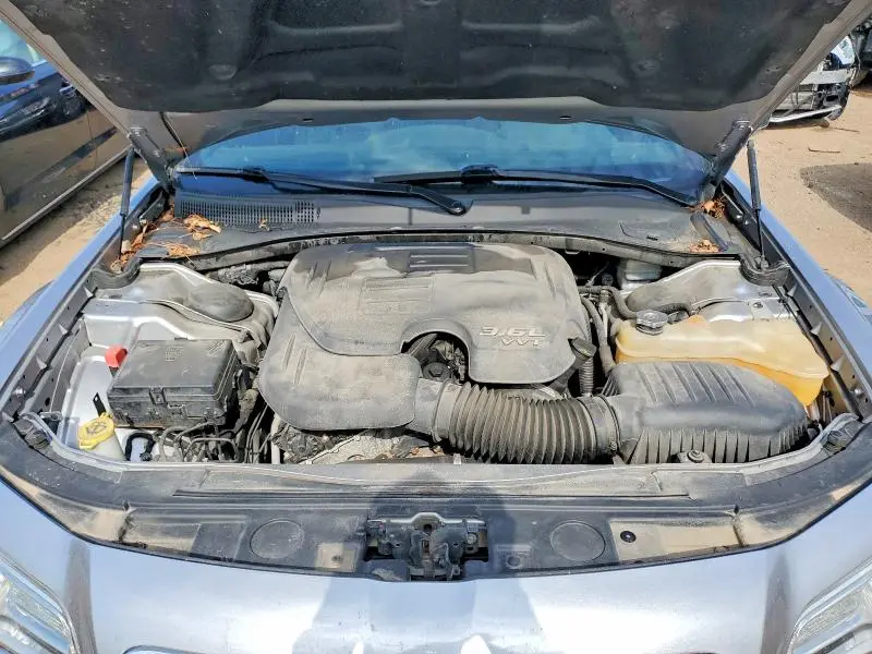 2013 CHRYSLER 300C   