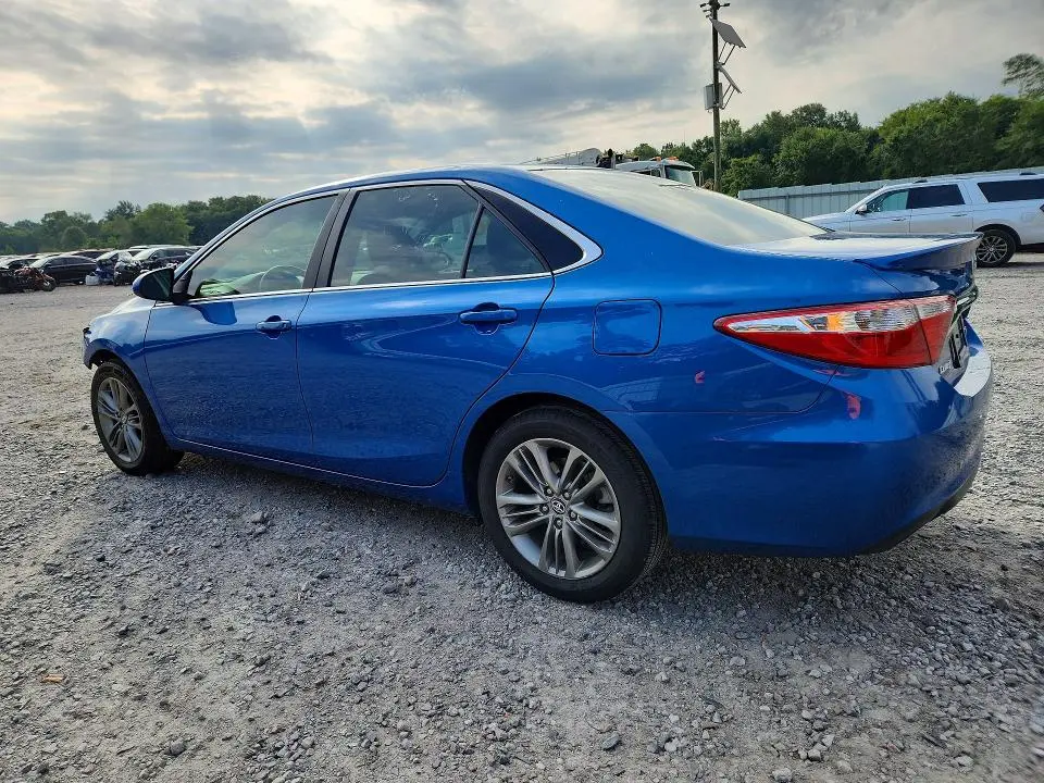 2017 TOYOTA CAMRY SE  