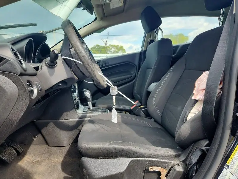 2017 FORD FIESTA SE  