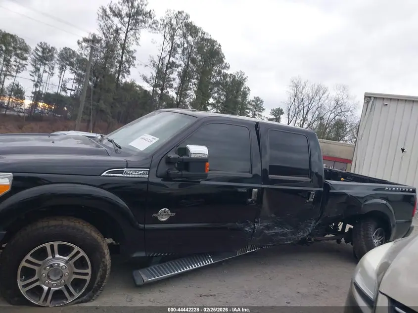 2016 FORD F-250 LARIAT