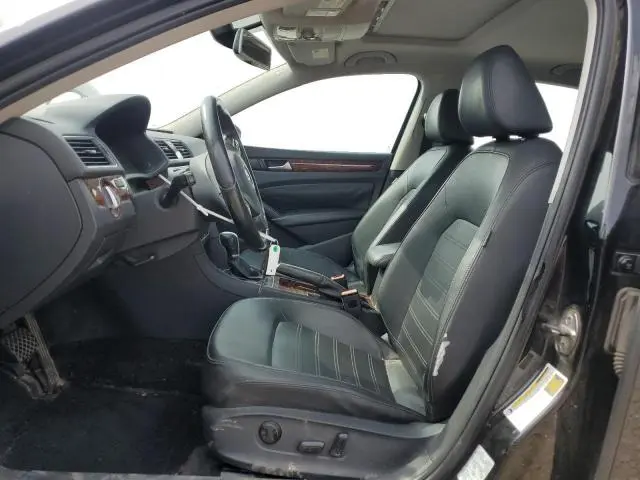 2012 VOLKSWAGEN PASSAT SEL  