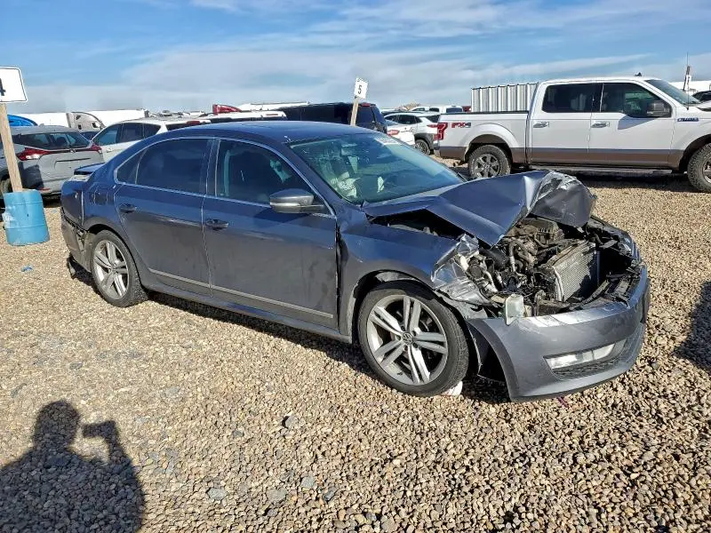 2014 VOLKSWAGEN PASSAT SE  