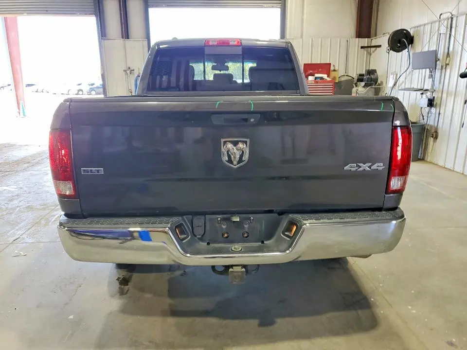 2014 RAM 1500 SLT  