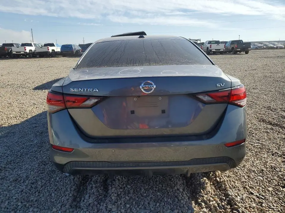 2021 NISSAN SENTRA SV  