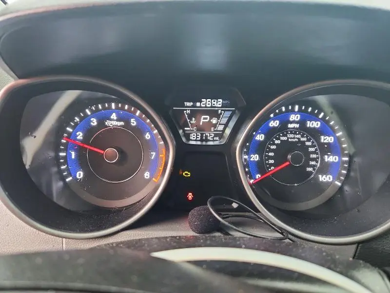 2014 HYUNDAI ELANTRA SE  