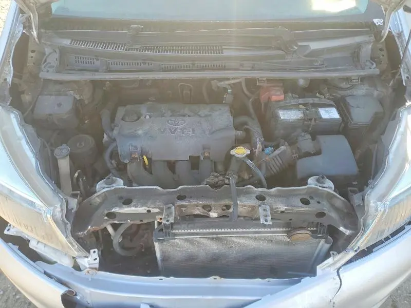 2014 TOYOTA YARIS 5-DOOR L  