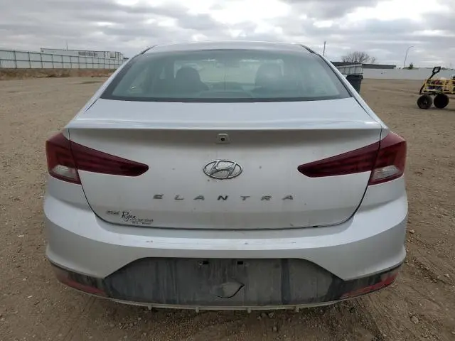 2019 HYUNDAI ELANTRA SE
