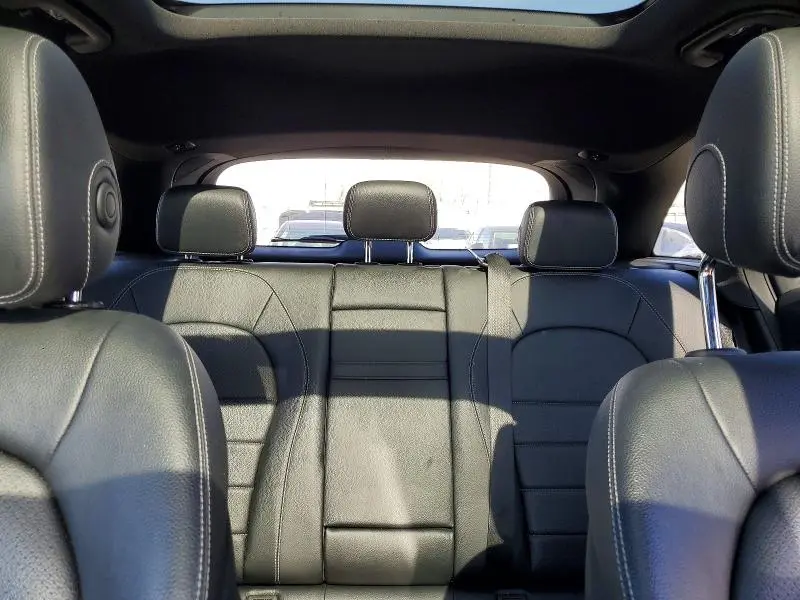 2017 MERCEDES-BENZ GLC 300  