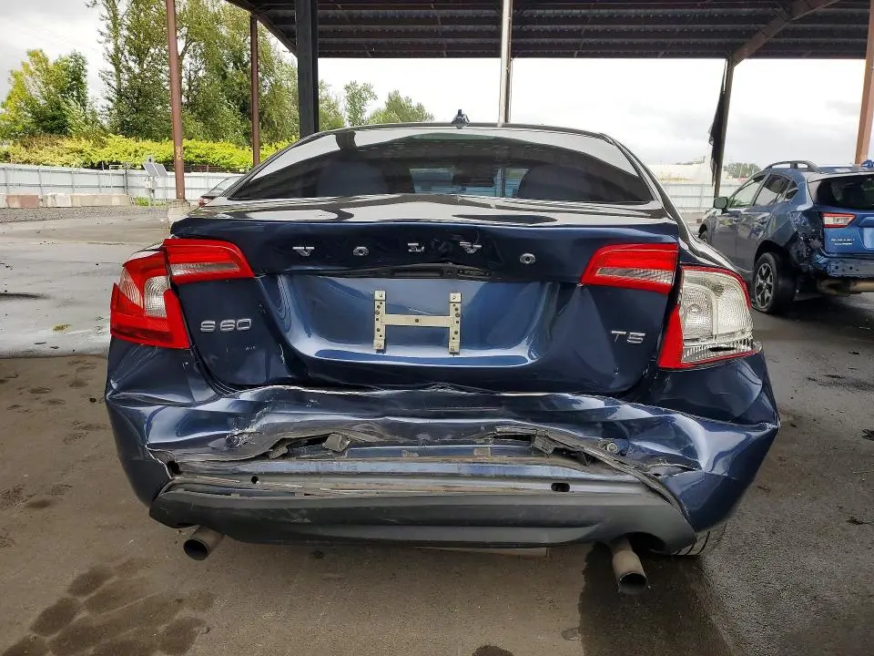 2012 VOLVO S60 T5  