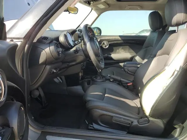 2020 MINI COOPER S