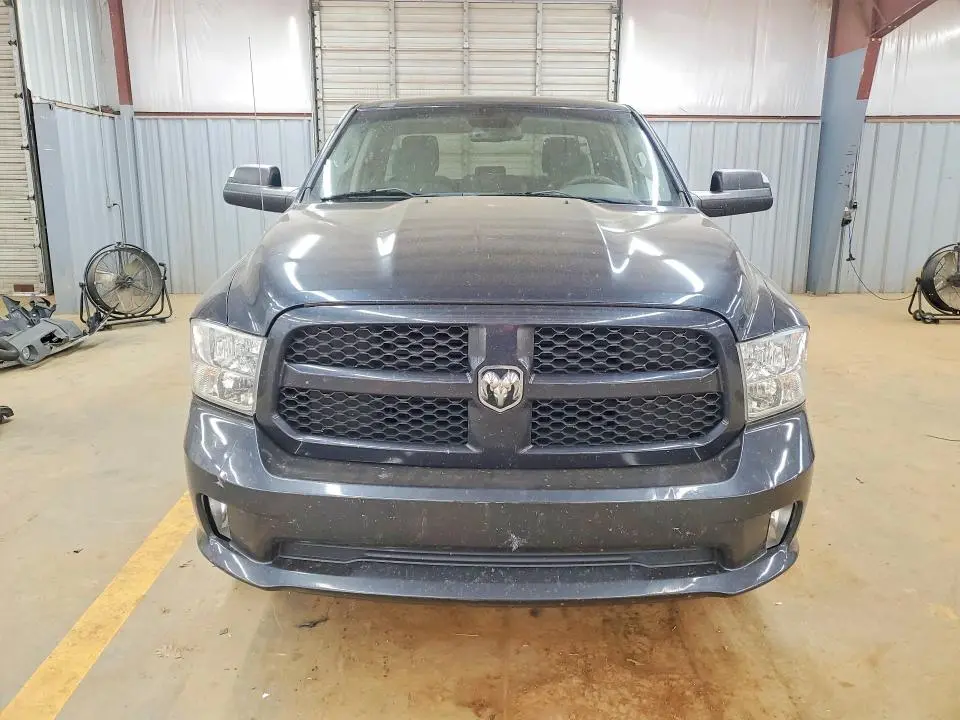 2014 RAM 1500 ST  