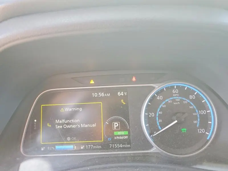 2019 NISSAN LEAF SV PLUS  