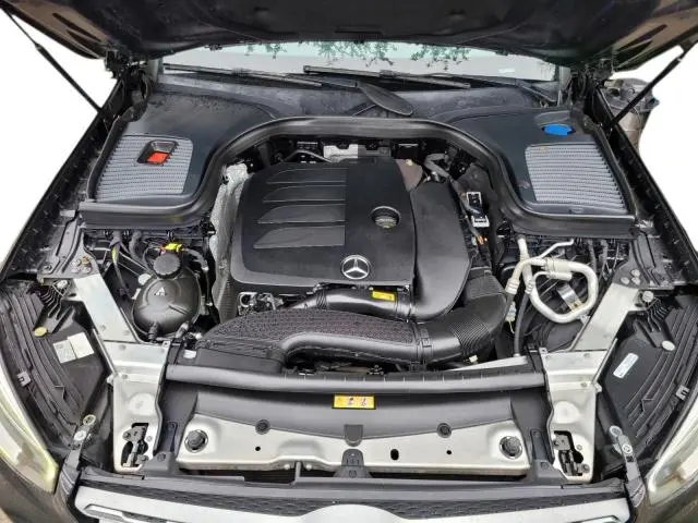 2021 MERCEDES-BENZ GLC 300  