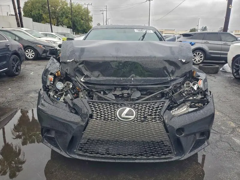 2016 LEXUS IS 200T  