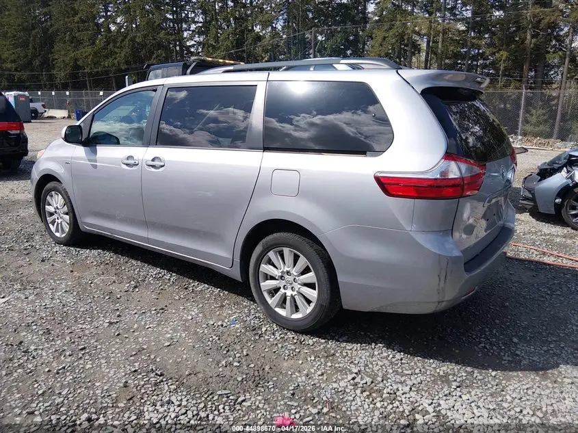 2017 TOYOTA SIENNA LE 7 PASSENGER