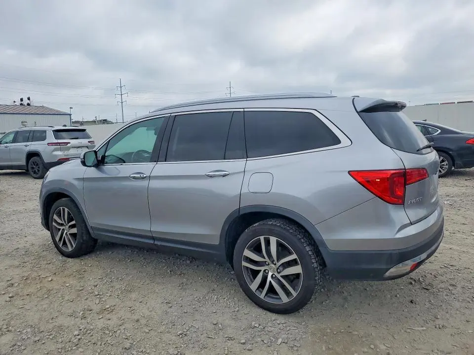 2016 HONDA PILOT TOURING  