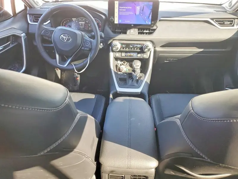 2024 TOYOTA RAV 4   