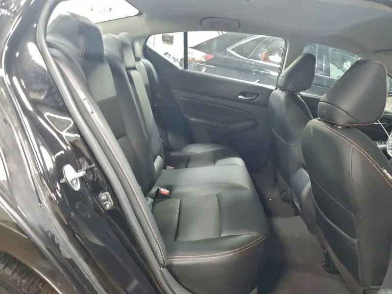 2022 NISSAN ALTIMA SR  