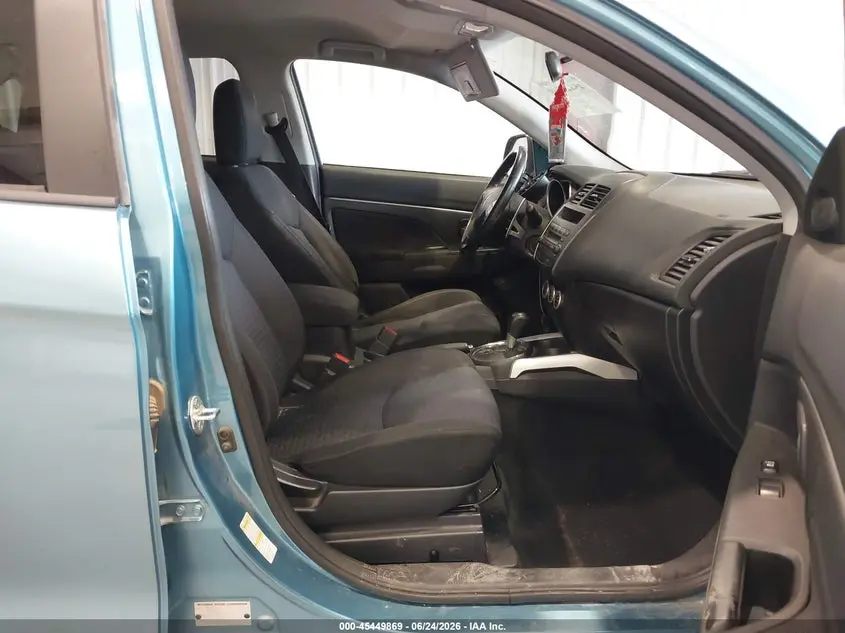 2011 MITSUBISHI OUTLANDER SPORT SE
