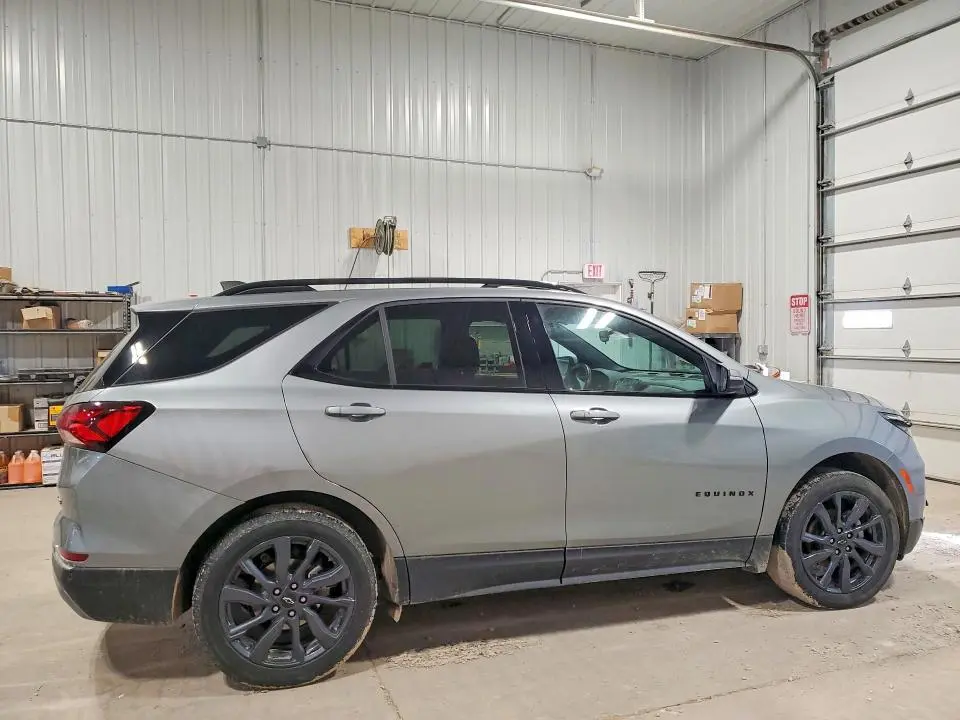2023 CHEVROLET EQUINOX RS  