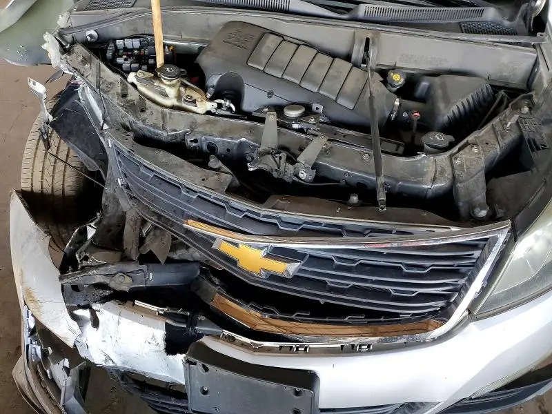 2014 CHEVROLET TRAVERSE LS  