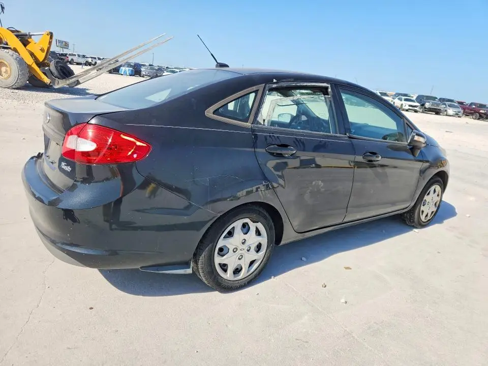 2013 FORD FIESTA SE  